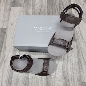 New in box Vionic Leo Sandals In Brown 9